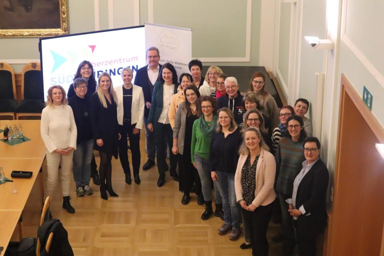 Gruppenfoto_Unternehmerinnen-Stammtisch_r
